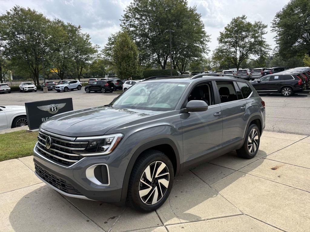New 2026 Volkswagen Atlas SE image 3