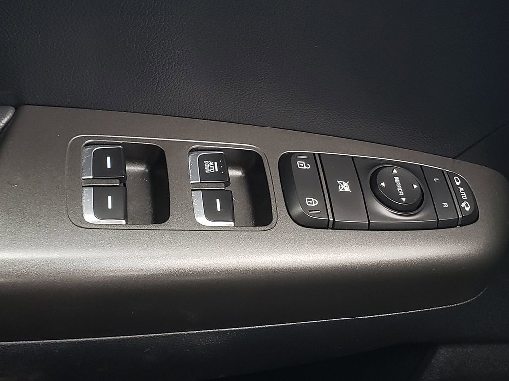 Used 2021 Kia Sportage LX w/ LX AWD Popular Package image 29