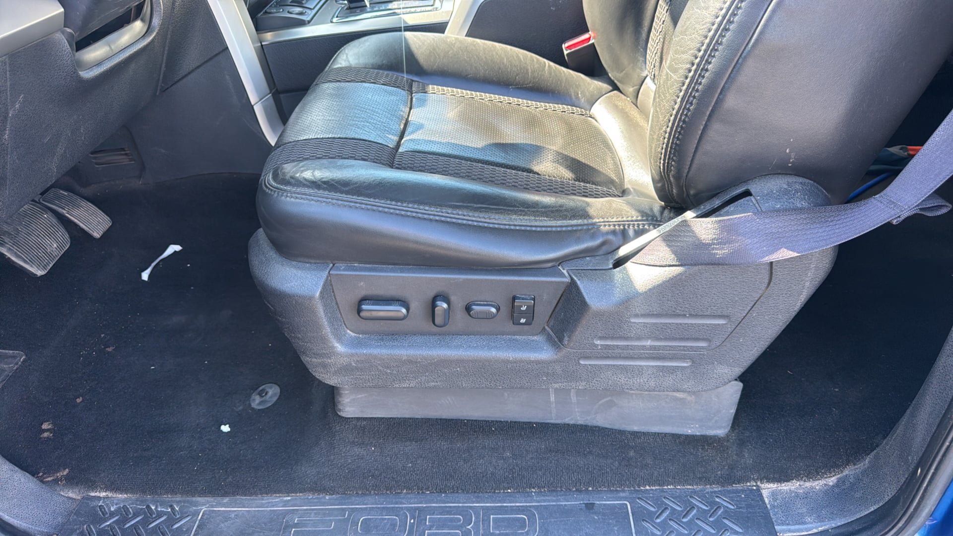 Used 2013 Ford F150 Raptor w/ Luxury Equipment Group AWD/4WD image 20