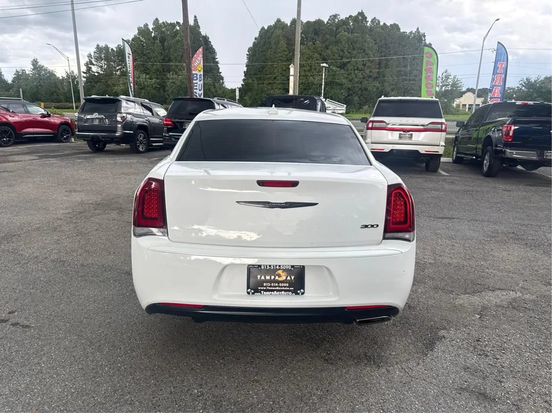 Used 2023 Chrysler 300 Touring w/ Sport Appearance Package RWD image 6