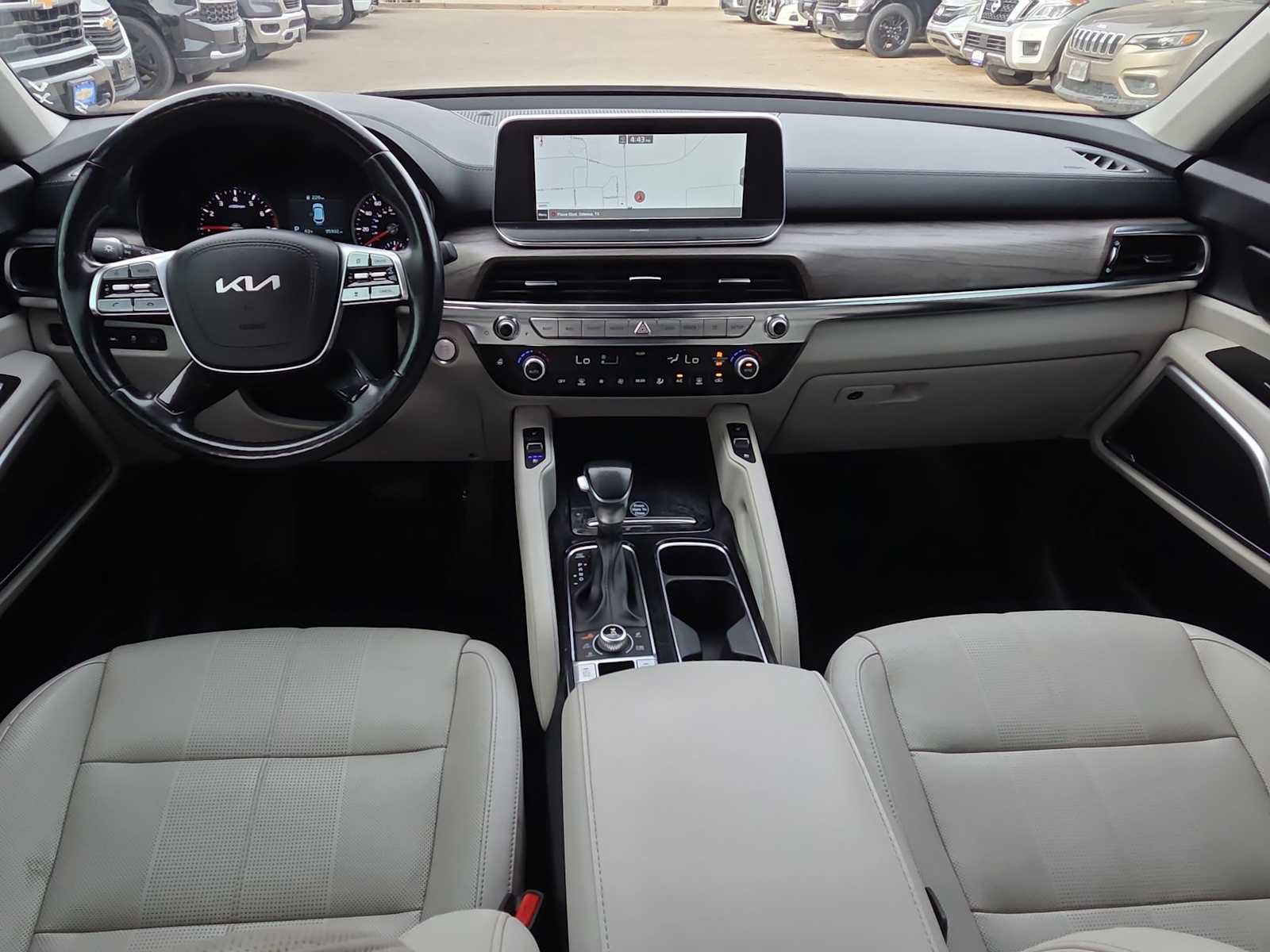 Used 2022 Kia Telluride EX w/ EX Premium Package image 10