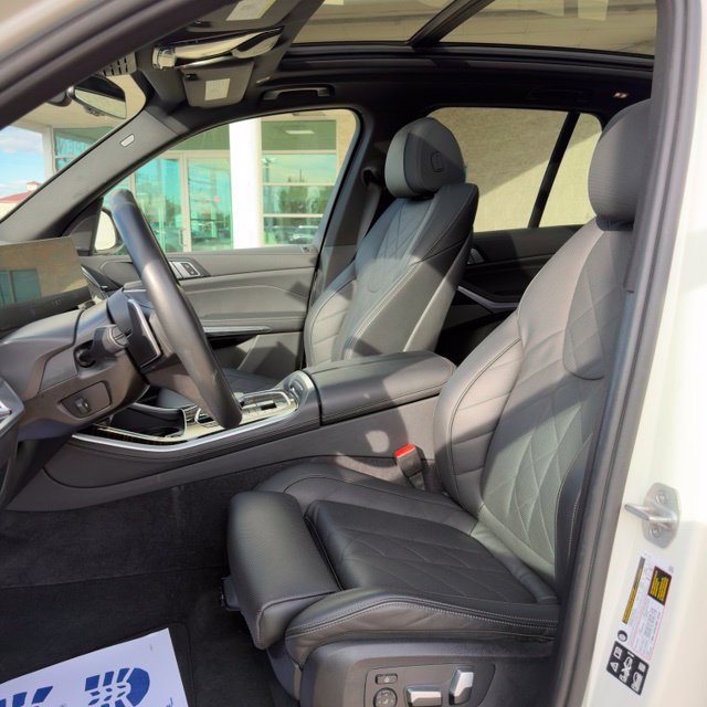 Used 2026 BMW X5 xDrive40i AWD/4WD image 10
