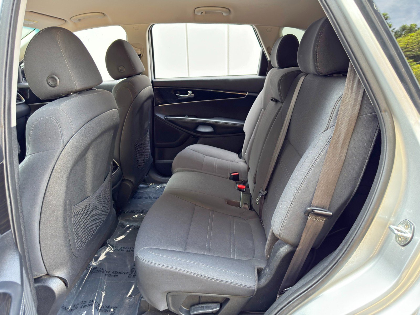 Used 2020 Kia Sorento S FWD image 37