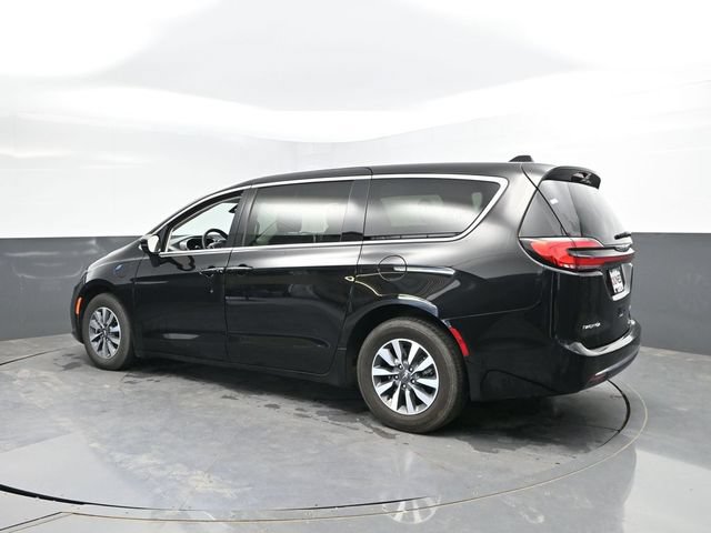 Used 2024 Chrysler Pacifica Limited FWD image 10
