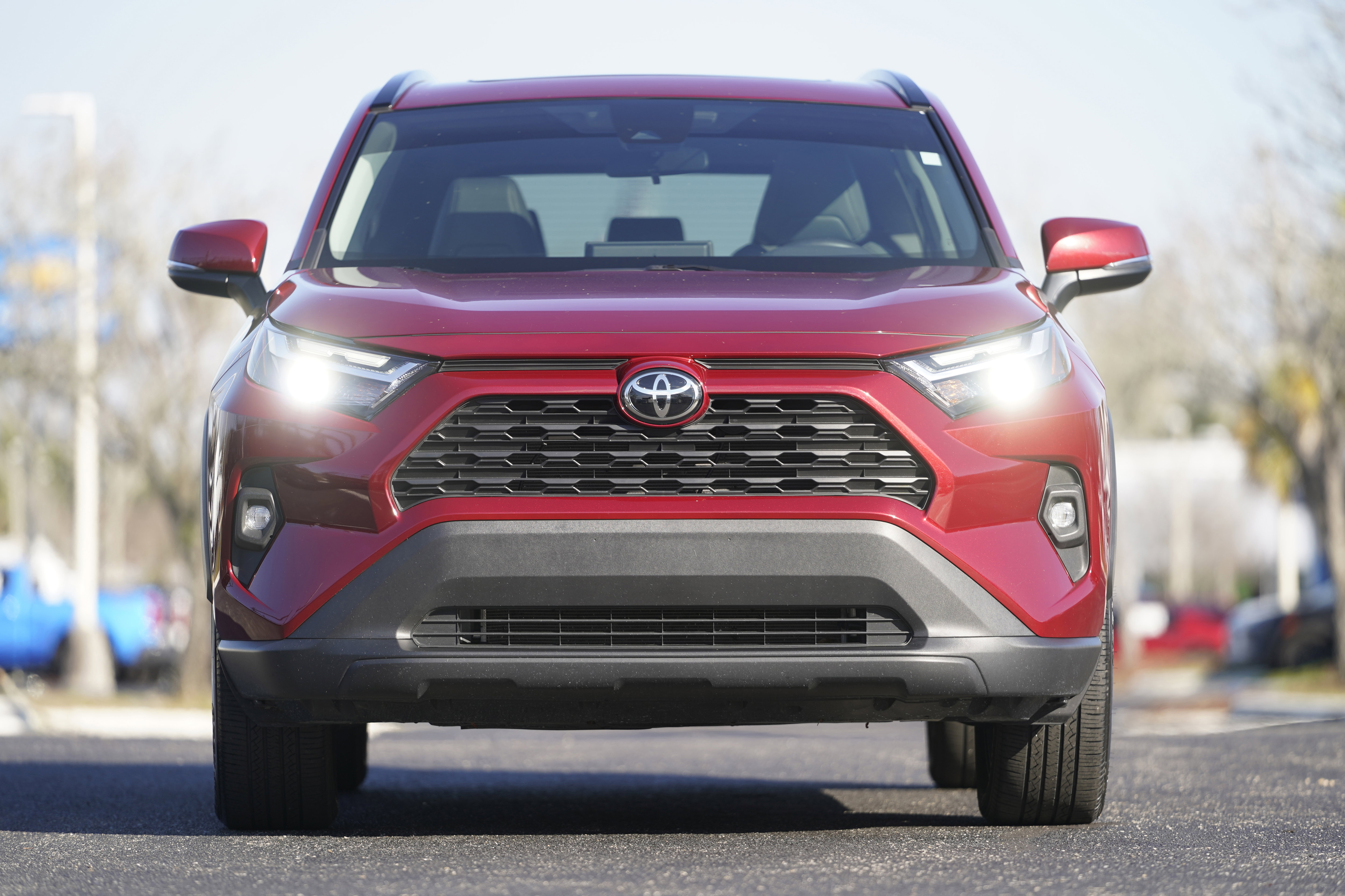 Used 2022 Toyota RAV4 XLE Premium image 32