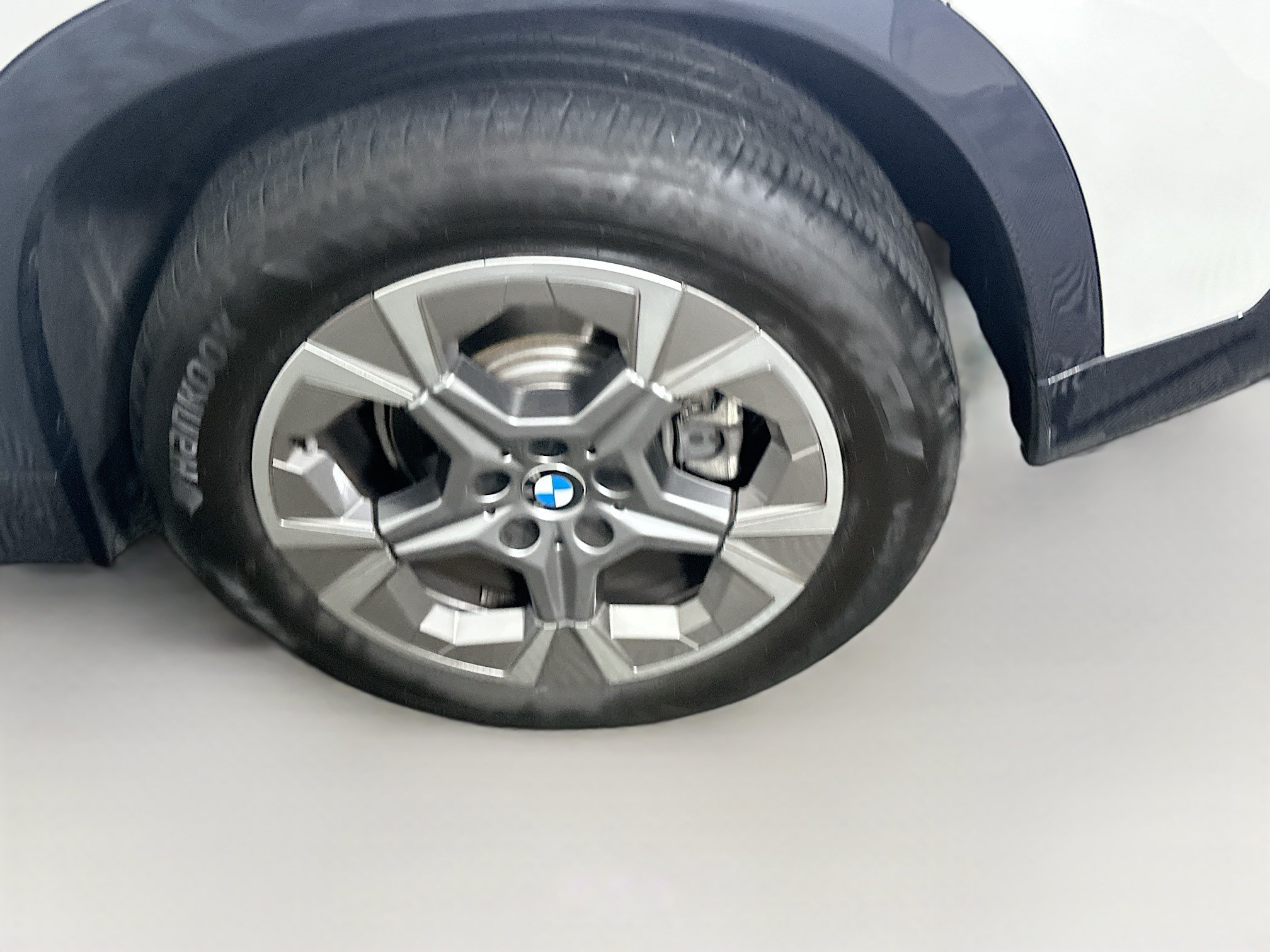 Used 2025 BMW X1 xDrive28i AWD/4WD image 11