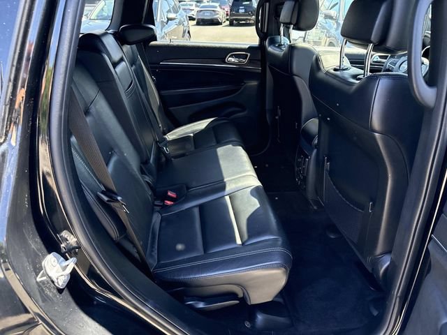 Used 2017 Jeep Grand Cherokee Limited AWD/4WD image 11
