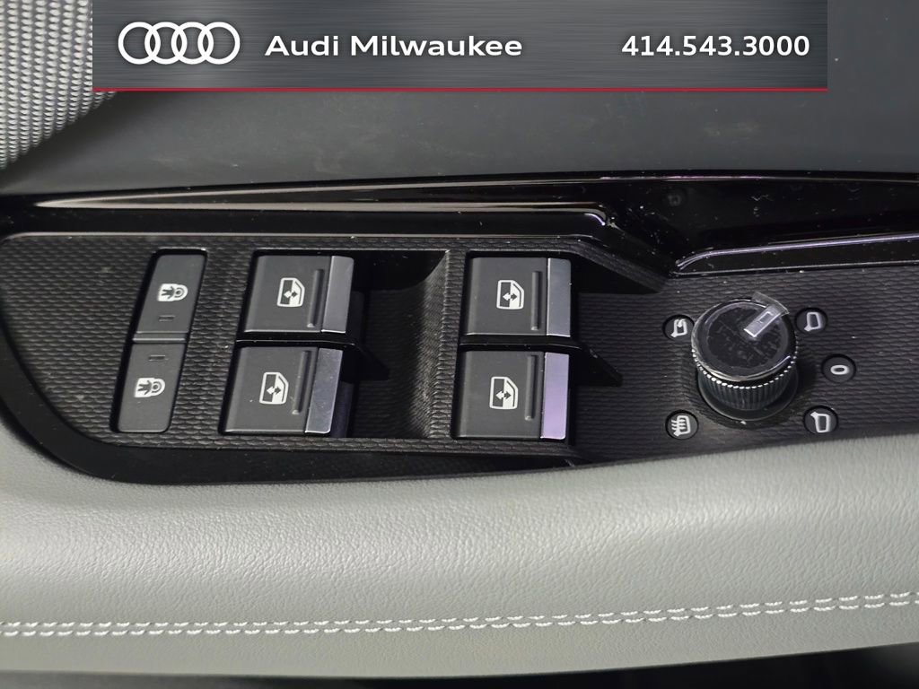 New 2026 Audi Q3 quattro 2.0T AWD/4WD image 14