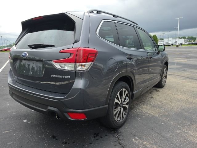 Used 2023 Subaru Forester Limited AWD/4WD image 8