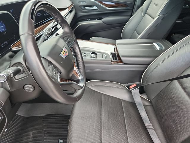 Certified 2024 Cadillac Escalade ESV Premium Luxury AWD/4WD image 10