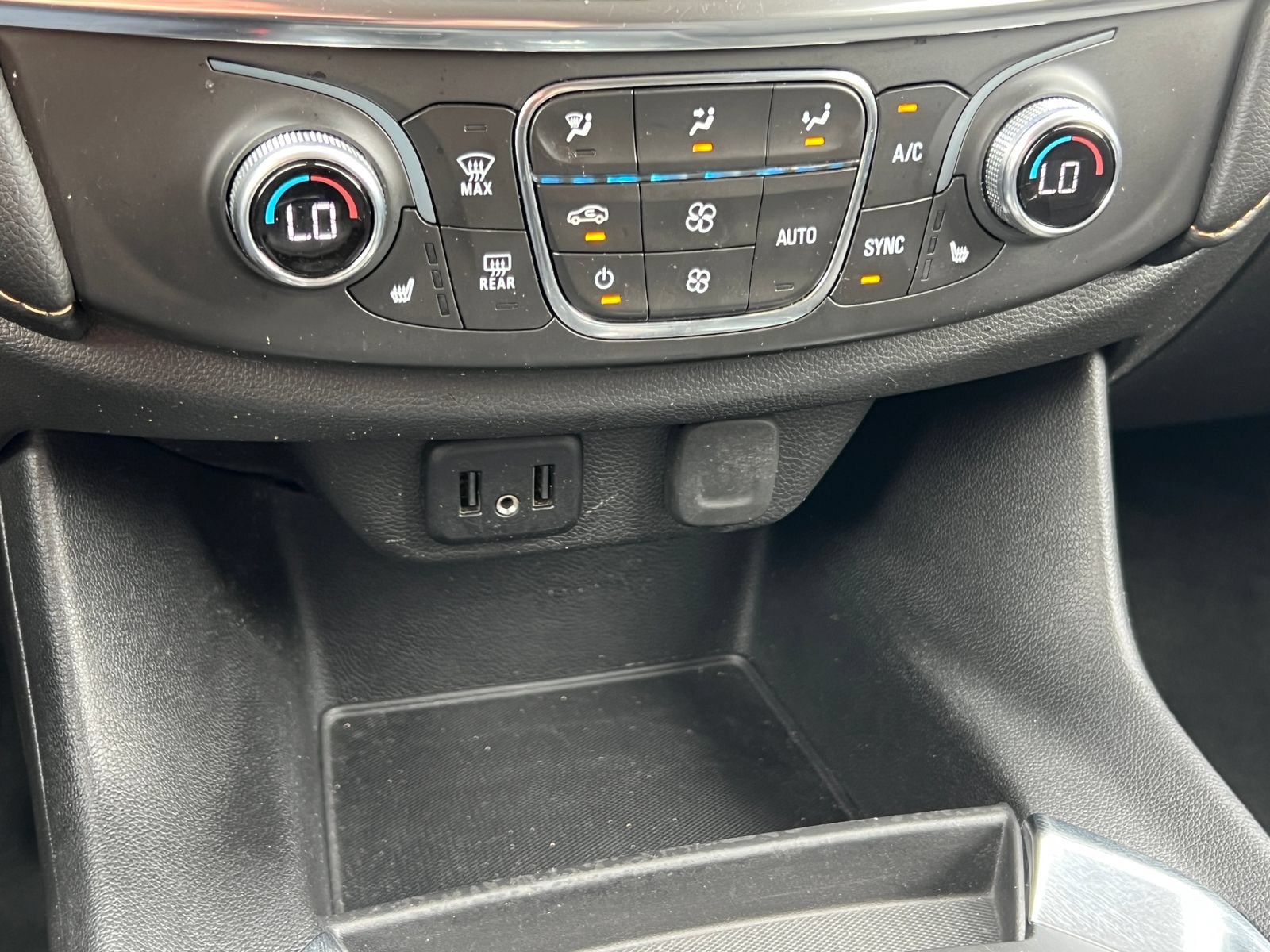Certified 2021 Chevrolet Traverse LT AWD/4WD image 26