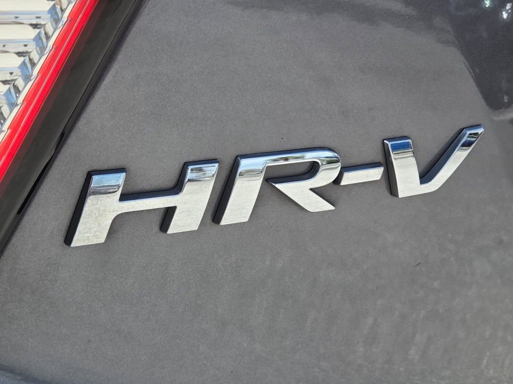 Used 2021 Honda HR-V EX-L image 16