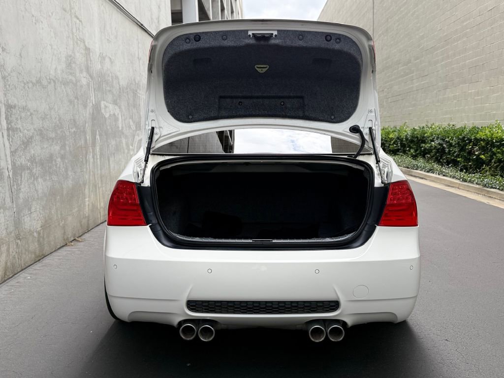 Used 2011 BMW M3 Sedan image 22