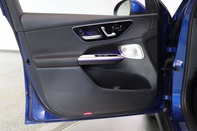 Certified 2025 Mercedes-Benz GLC 300 4MATIC image 17