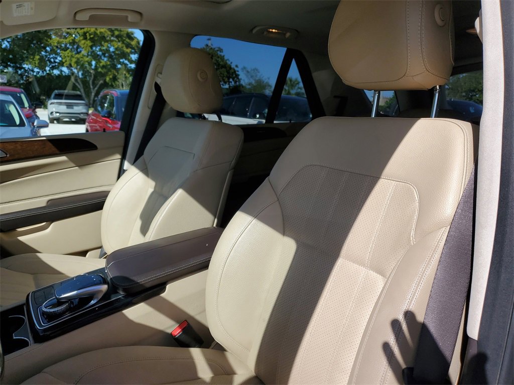 Used 2018 Mercedes-Benz GLE 350 4MATIC image 22