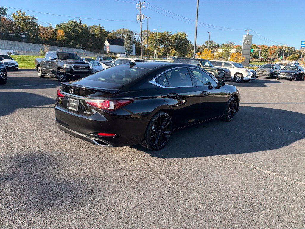 Certified 2024 Lexus ES 350 F Sport w/ Accessory Package (Z2) FWD image 32