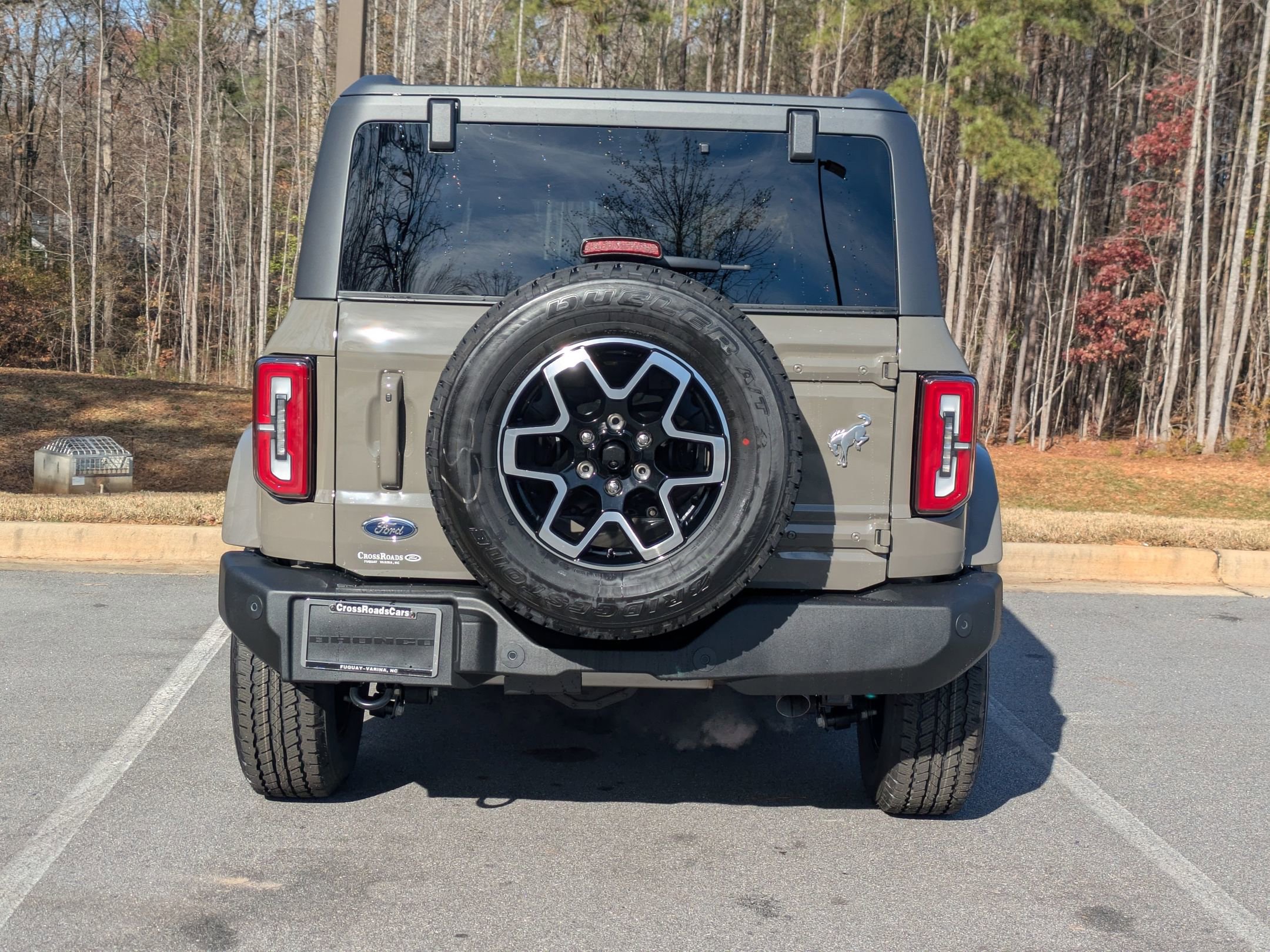 New 2025 Ford Bronco Outer Banks AWD/4WD image 4