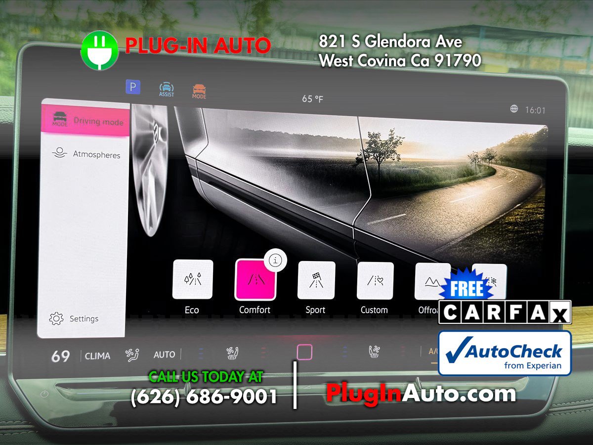 Used 2026 Volkswagen Tiguan SEL R-Line AWD/4WD image 28