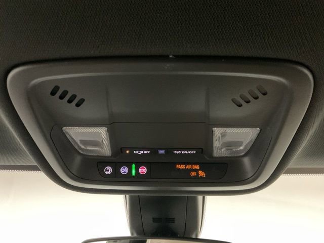 Certified 2022 Chevrolet Traverse LS FWD image 20