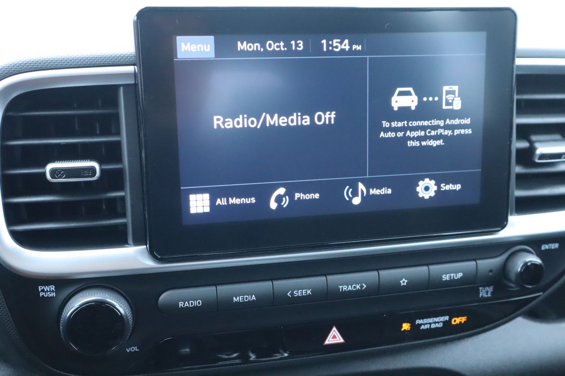 New 2025 Hyundai Venue SEL image 12