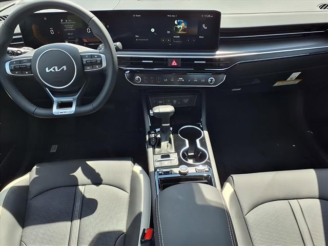 New 2026 Kia K5 GT-Line w/ GT-Line Premium Package FWD image 6