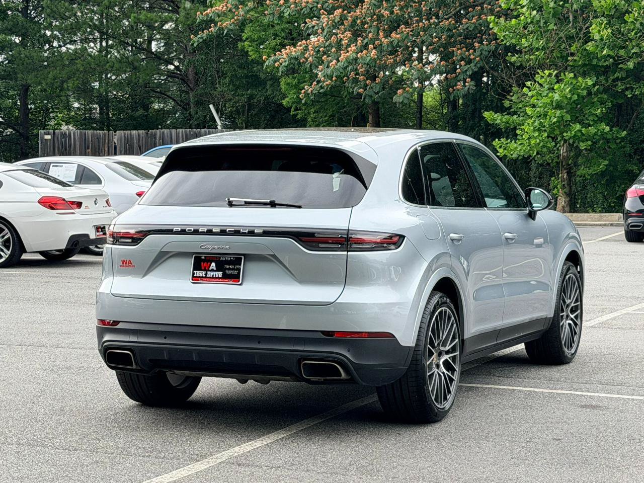 Used 2021 Porsche Cayenne AWD/4WD image 4