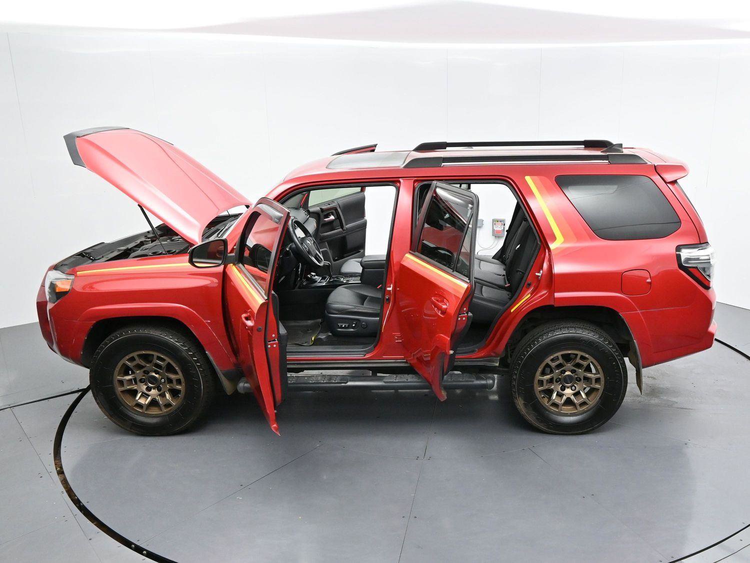 Used 2023 Toyota 4Runner 40th Anniversary SE AWD/4WD image 40