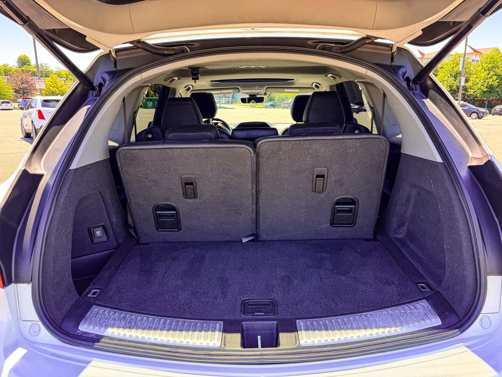 Used 2020 Acura MDX SH-AWD image 9