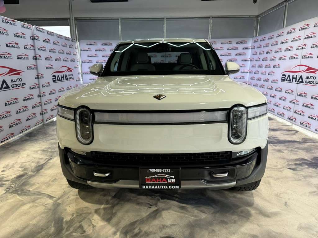 Used 2023 Rivian R1T Adventure image 3