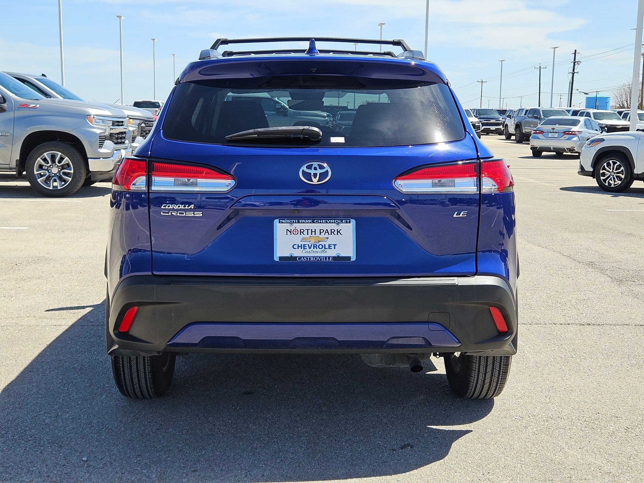 Used 2024 Toyota Corolla Cross LE image 4