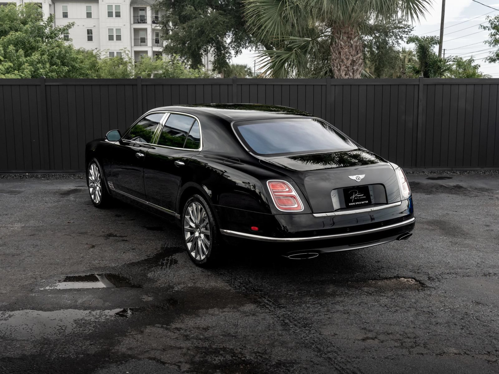 Used 2017 Bentley Mulsanne RWD image 29