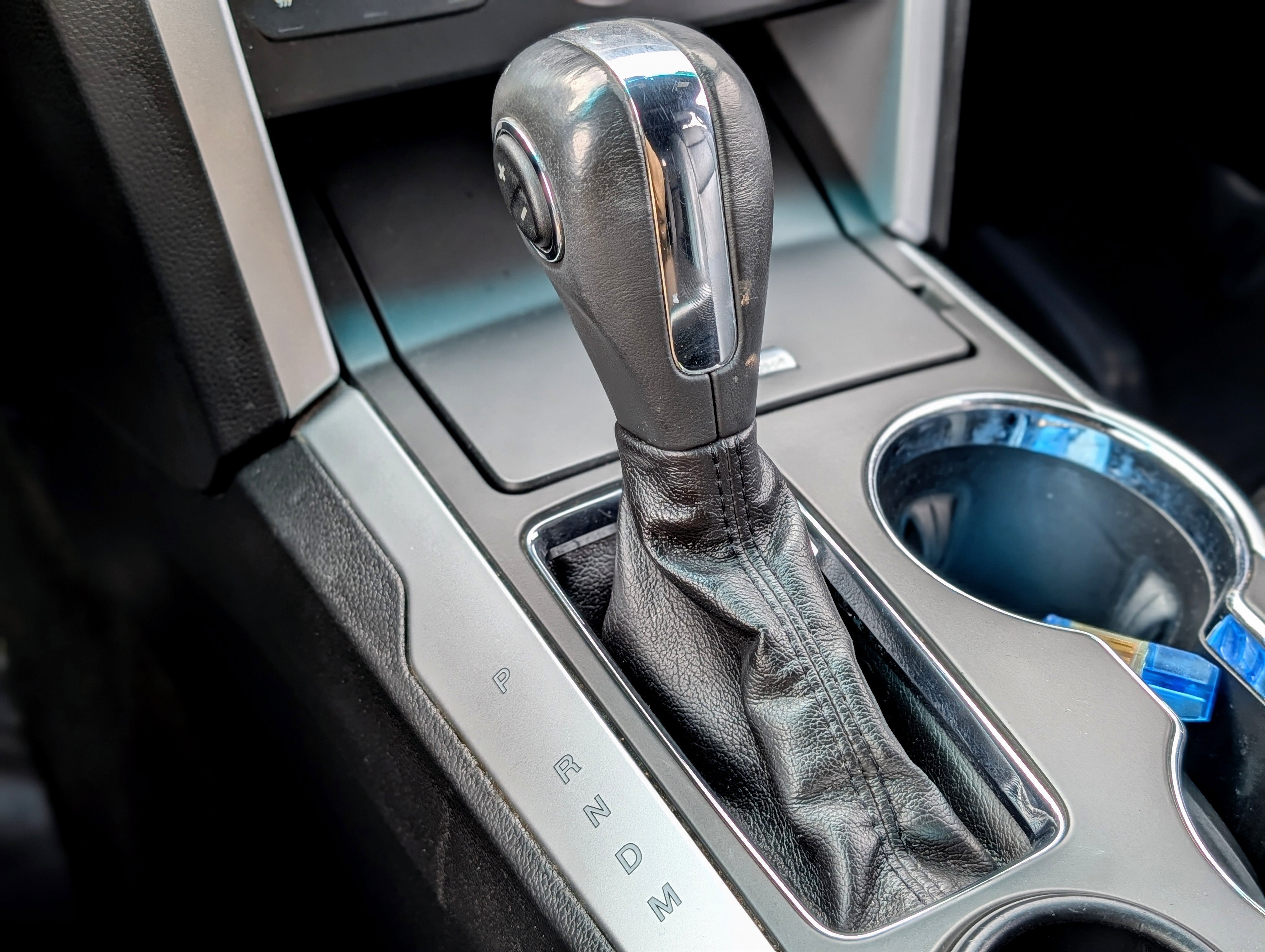 Used 2014 Ford Explorer XLT w/ Equipment Group 202A image 16