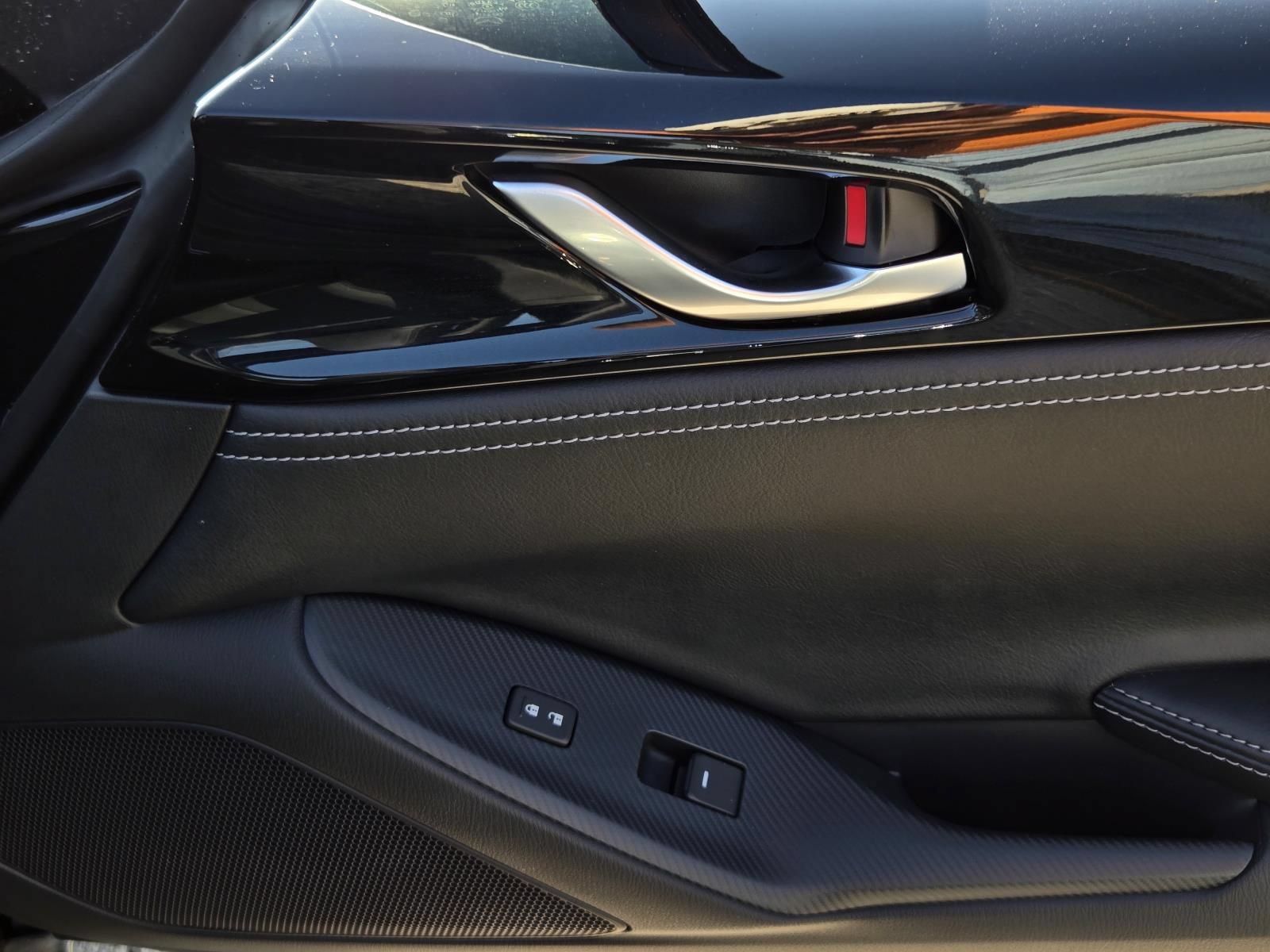 New 2026 MAZDA MX-5 Miata RF Grand Touring RWD image 13