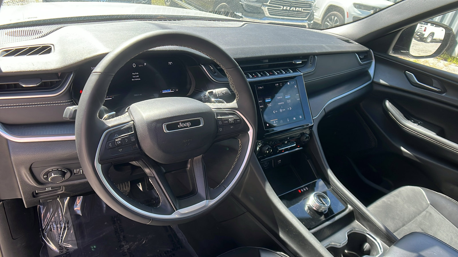 Certified 2024 Jeep Grand Cherokee L Laredo image 26