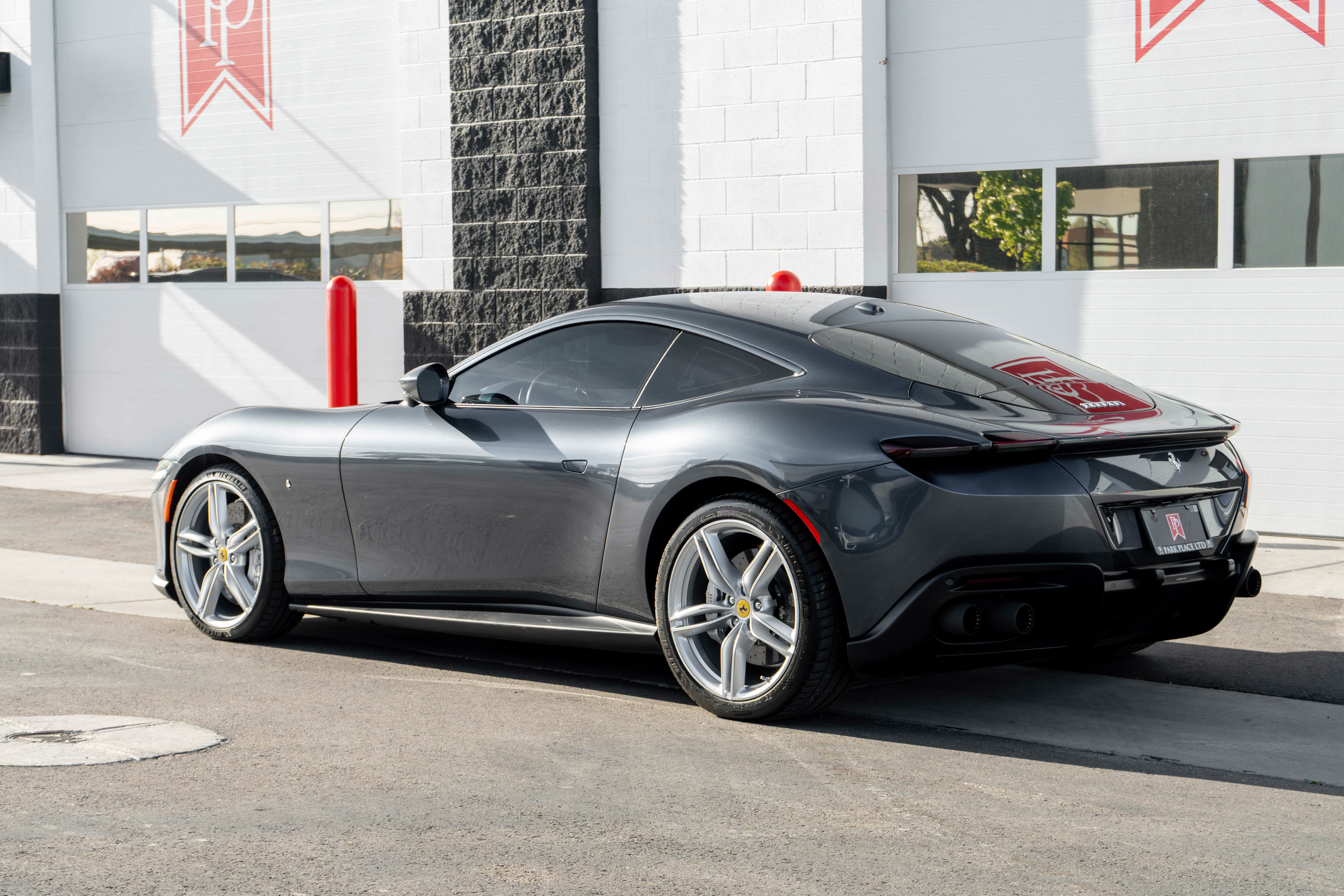 Used 2021 Ferrari Roma image 43