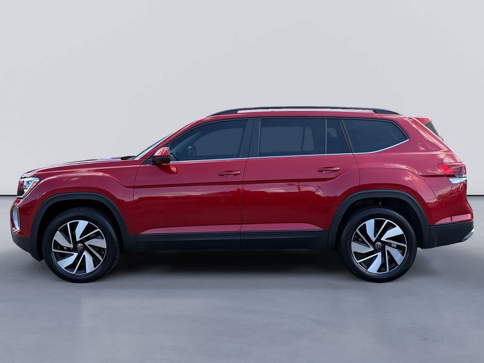 Used 2024 Volkswagen Atlas SE FWD image 2