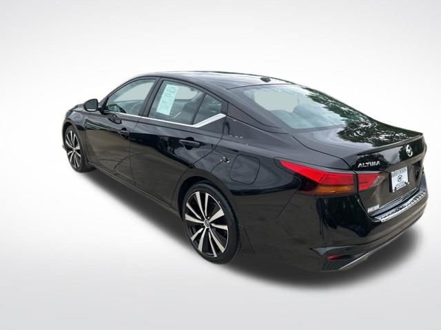 Used 2021 Nissan Altima 2.5 SR w/ SR Premium Package FWD image 5
