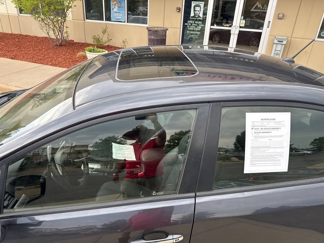 Used 2013 Subaru Impreza 2.0i Limited w/ Popular Pkg 2 AWD/4WD image 10