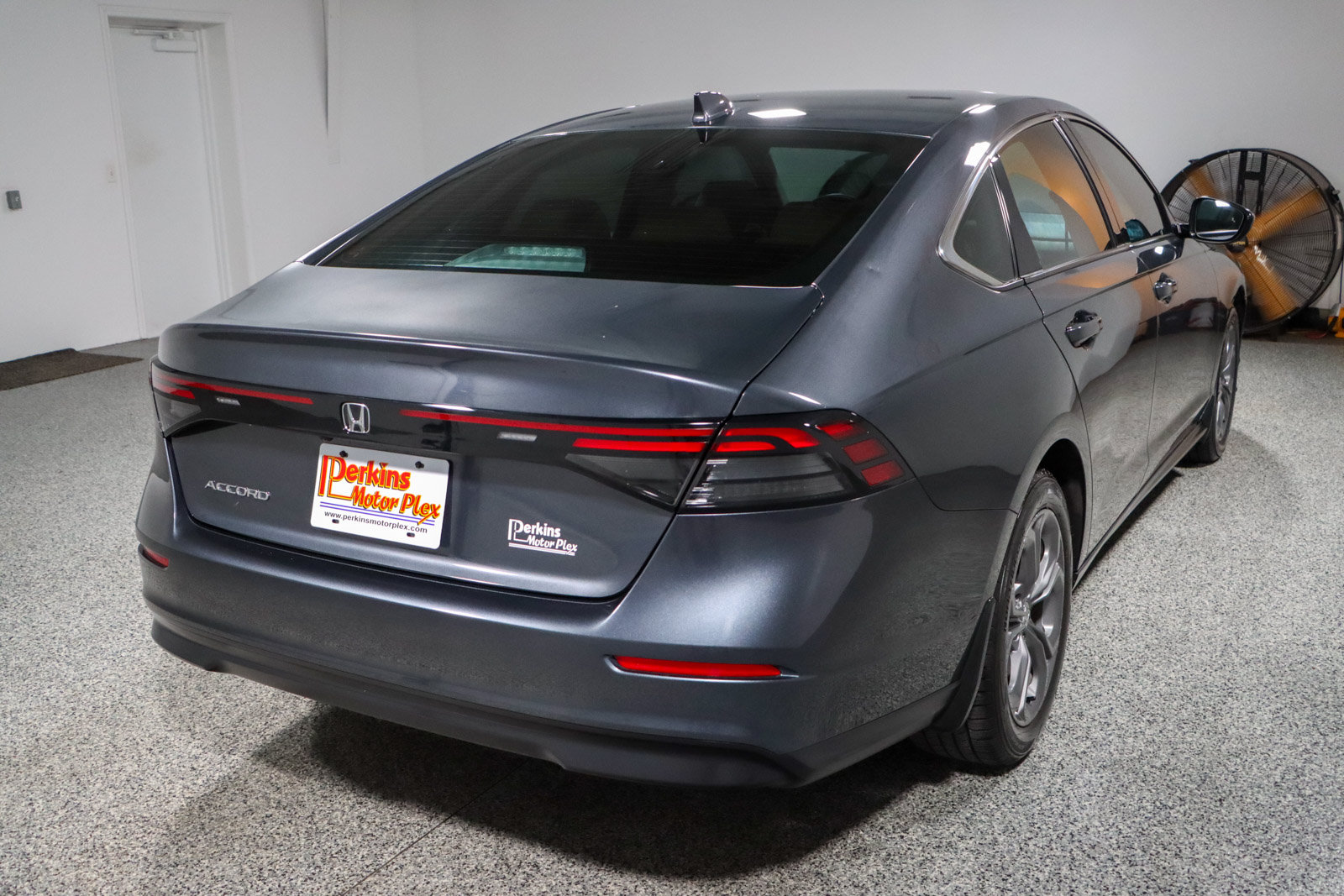 Used 2024 Honda Accord EX image 7