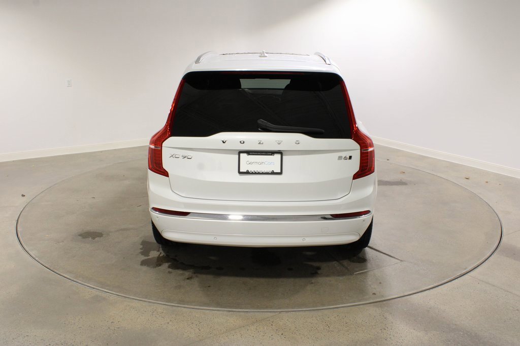 Used 2024 Volvo XC90 B6 Plus w/ Protection Package image 4