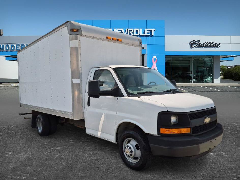 Used 2014 Chevrolet Express 3500 Extended RWD image 6