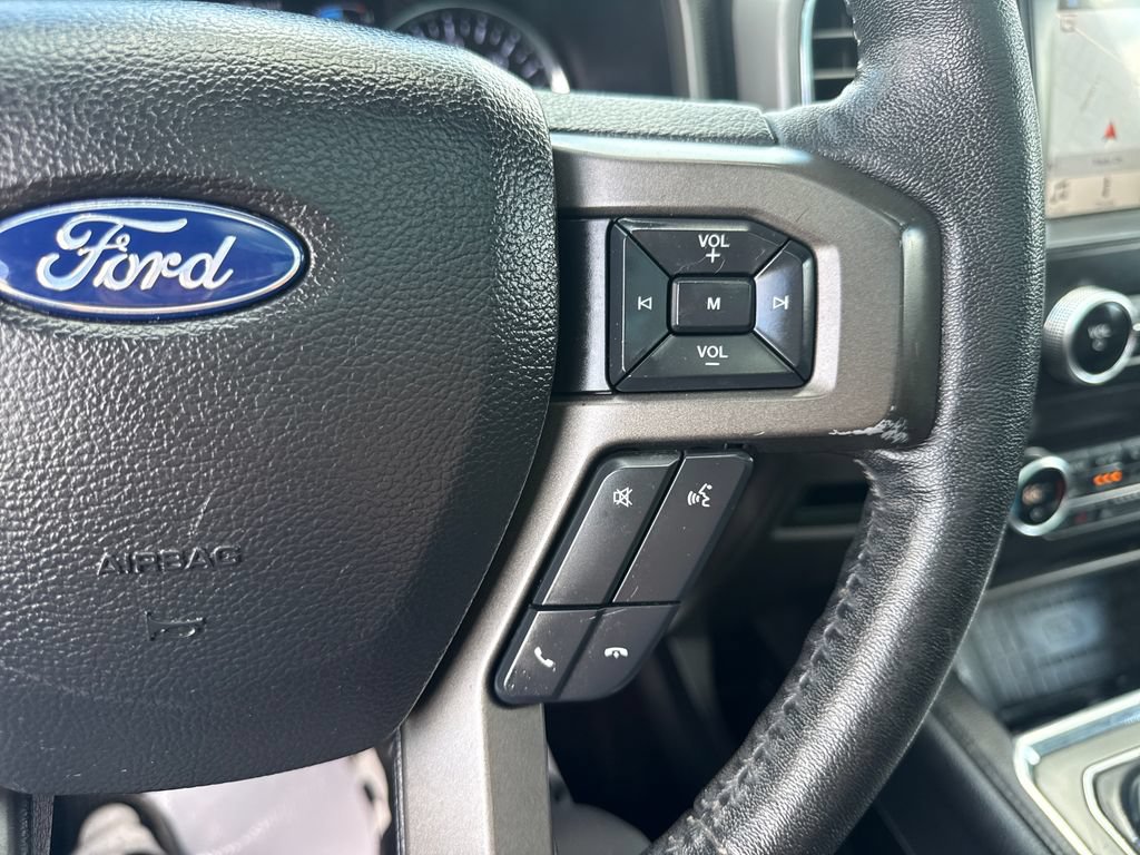 Used 2019 Ford Expedition XLT w/ Equipment Group 202A AWD/4WD image 39