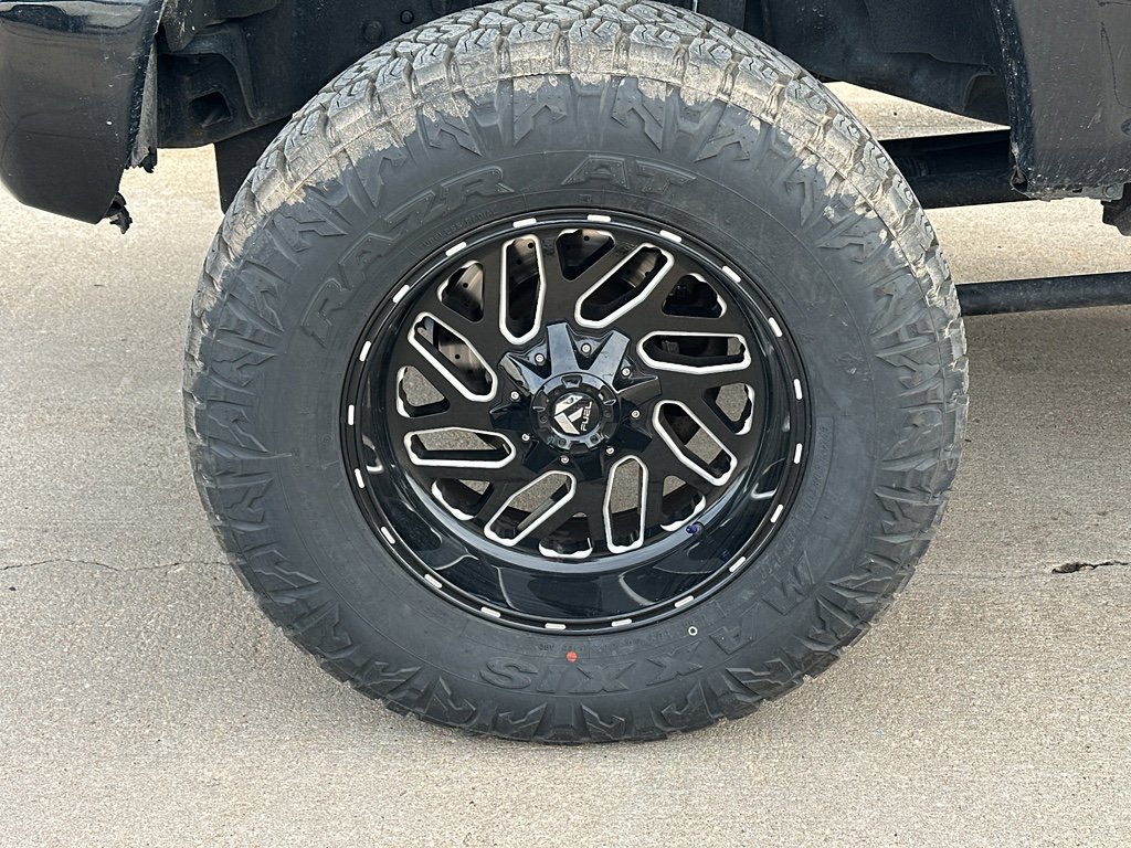 Used 2017 Ford F350 Platinum w/ Platinum Ultimate Package image 3