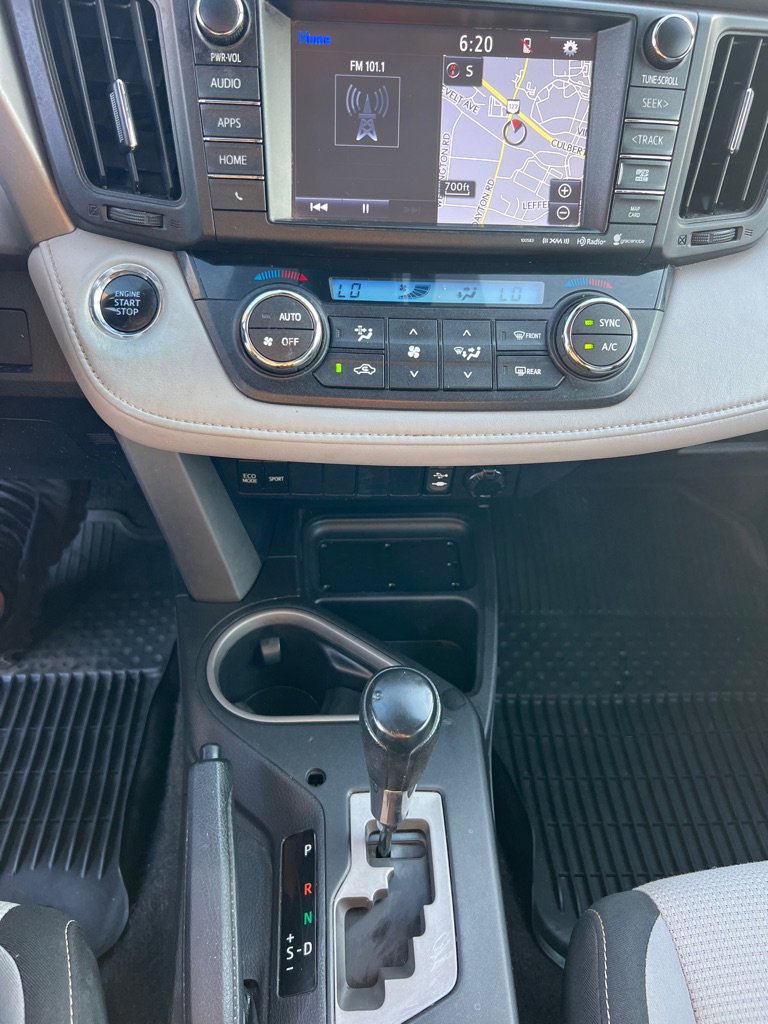 Used 2018 Toyota RAV4 Adventure image 30