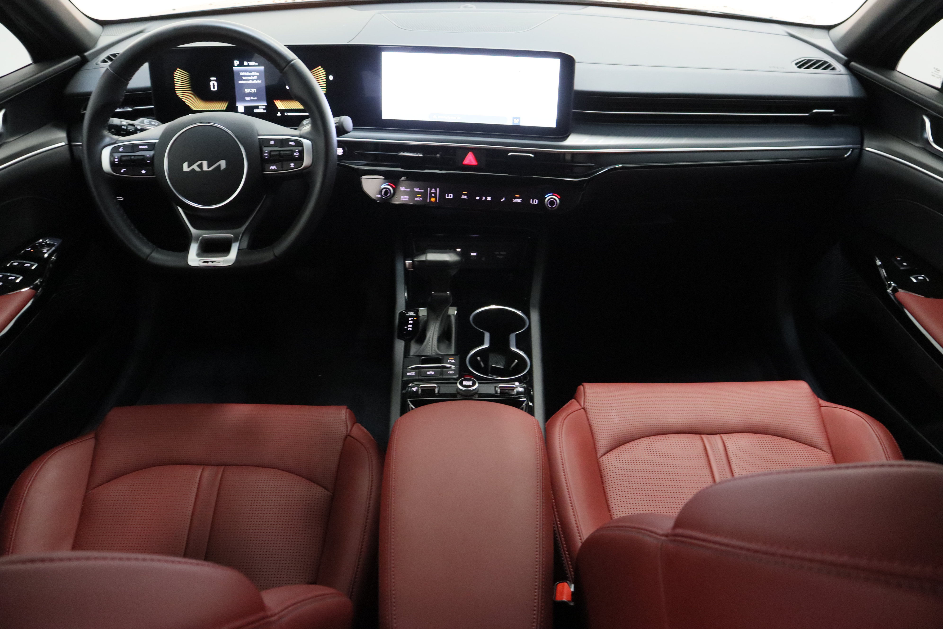 Used 2026 Kia K5 GT-Line w/ GT-Line Red Interior Package FWD image 29