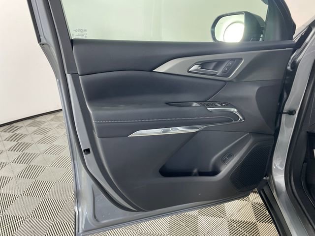 New 2026 Chevrolet Traverse LT w/ Midnight/Sport Edition AWD/4WD image 13