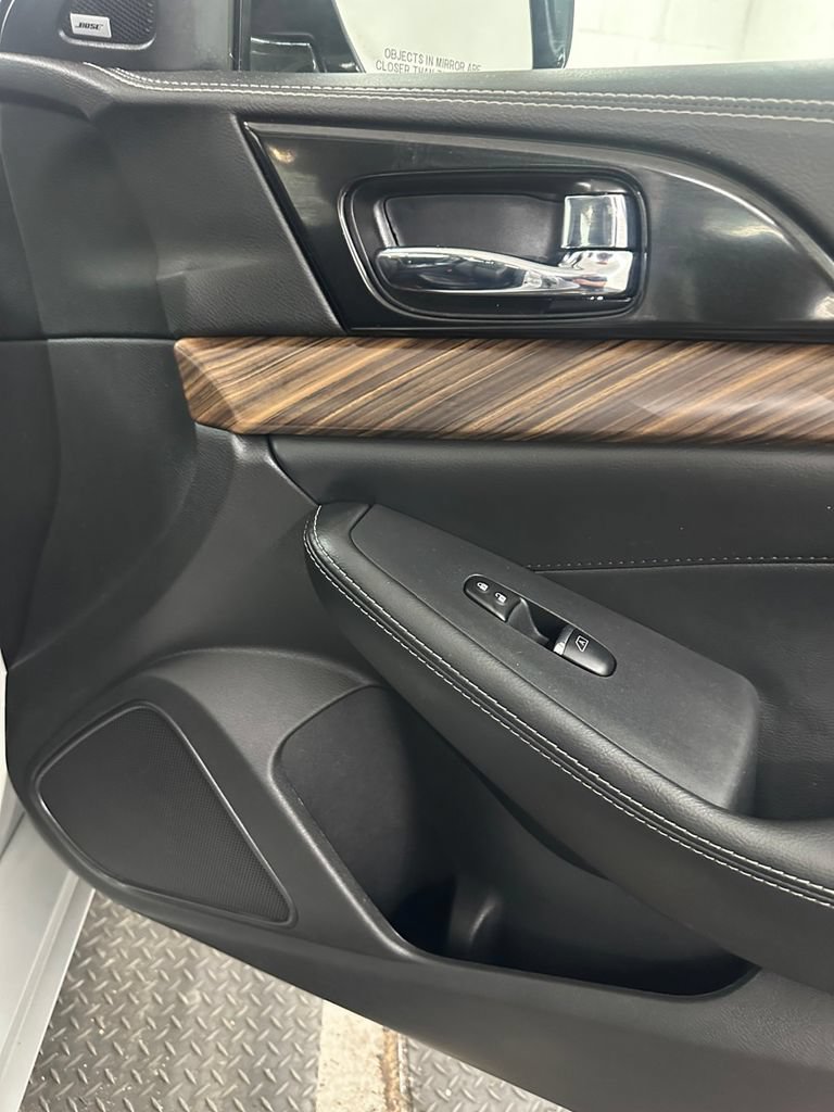 Used 2017 Nissan Maxima Platinum FWD image 33