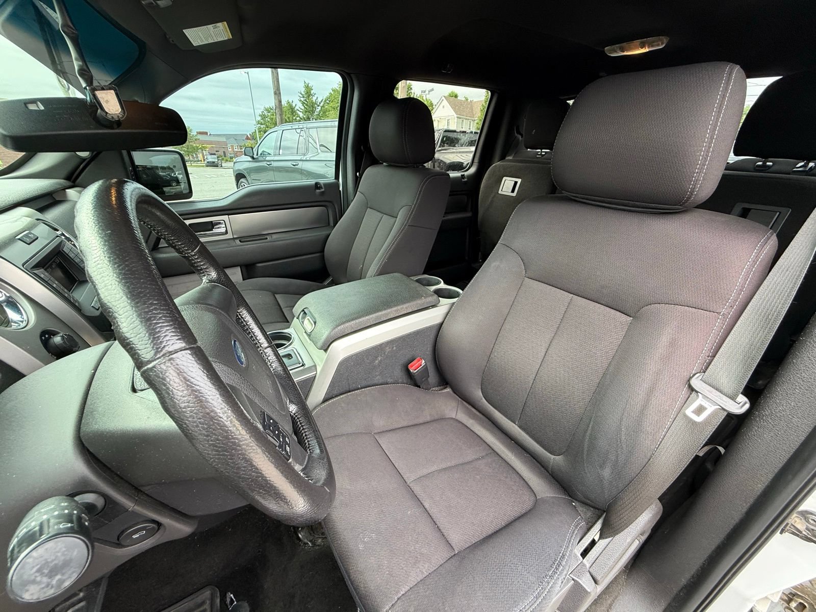 Used 2013 Ford F150 FX4 w/ Mid Equipment Group AWD/4WD image 8