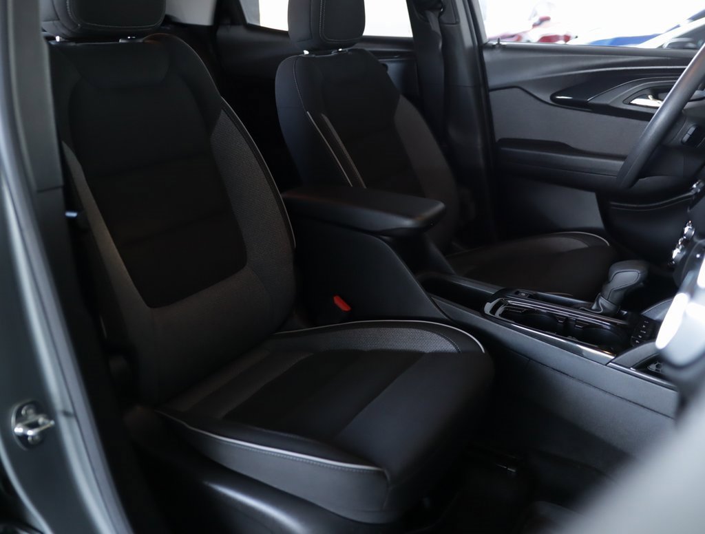 Used 2023 Chevrolet TrailBlazer LT w/ Convenience Package image 27