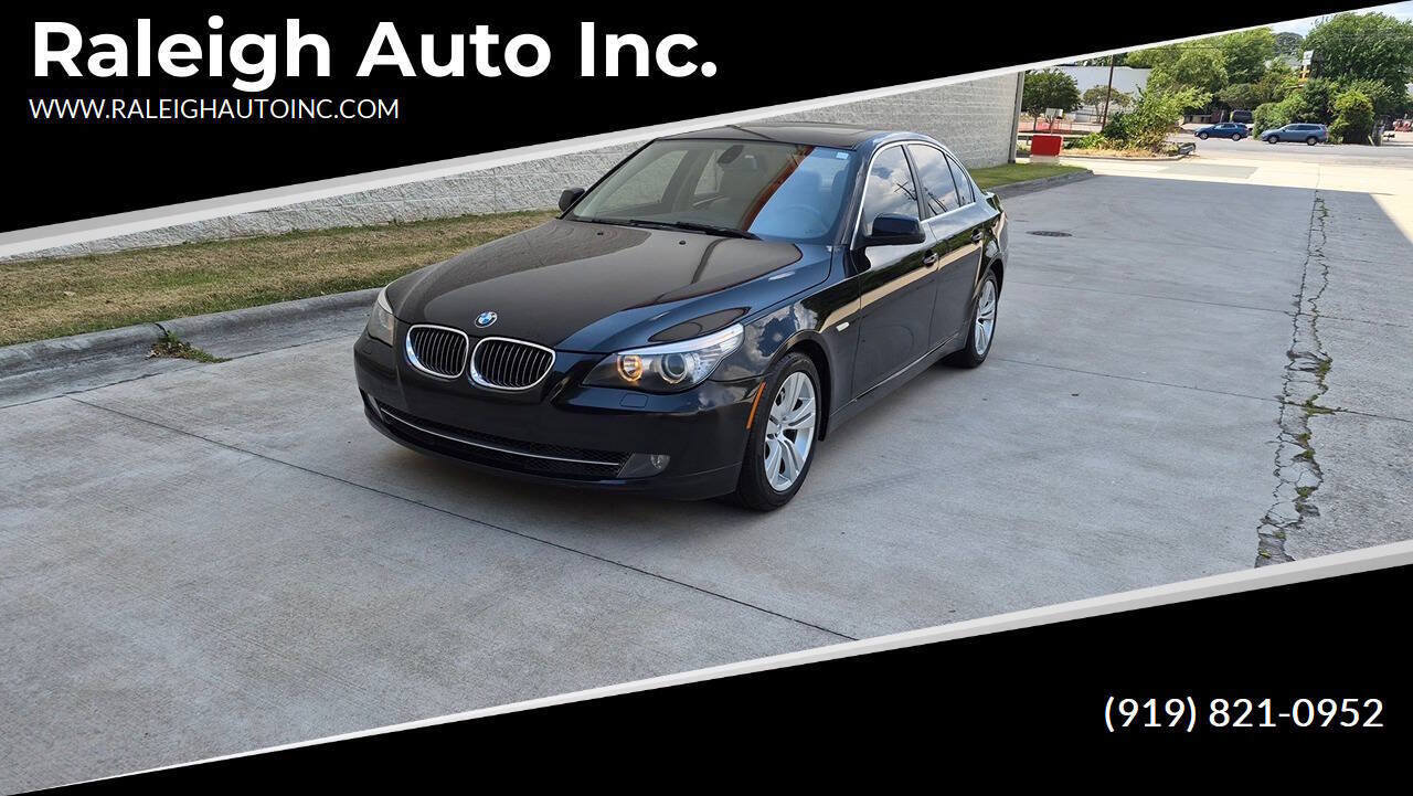Used 2010 BMW 528i Sedan RWD image 1